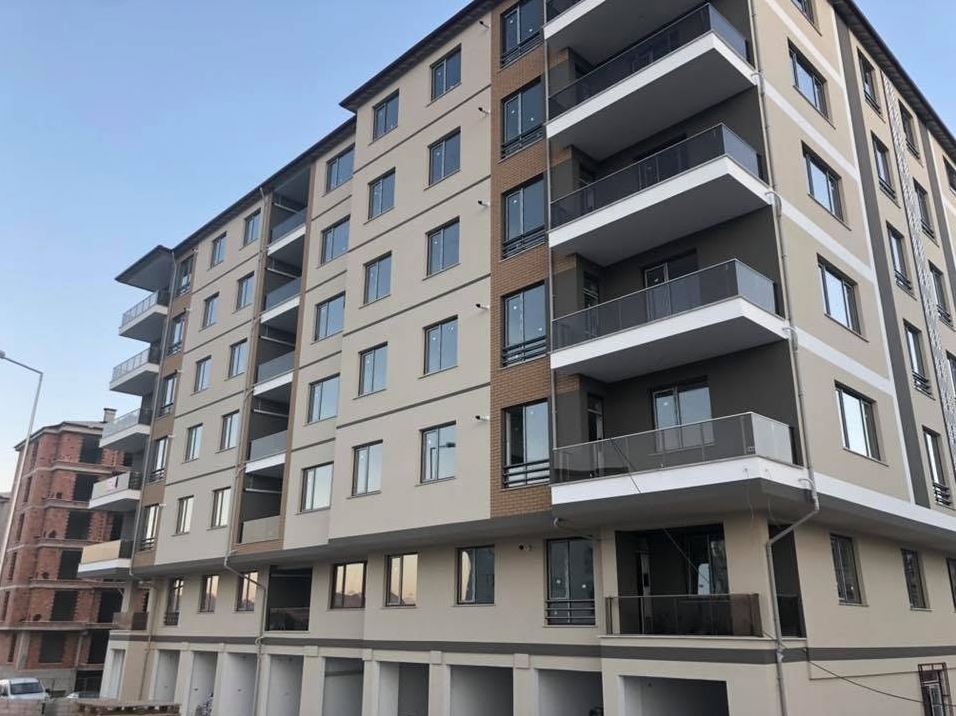 Ebruli Apartmanı 2